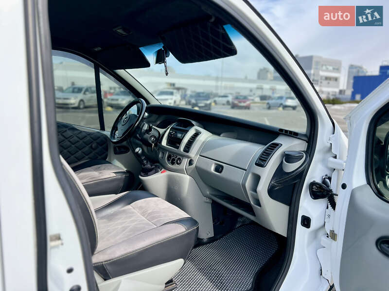 Минивэн Opel Vivaro 2002 в Киеве фото 16 Минивэн Opel Vivaro 2002 в Киеве