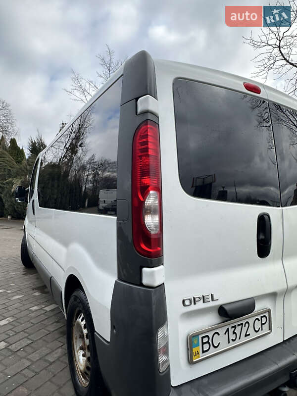 Мінівен Opel Vivaro 2008 в Самборі