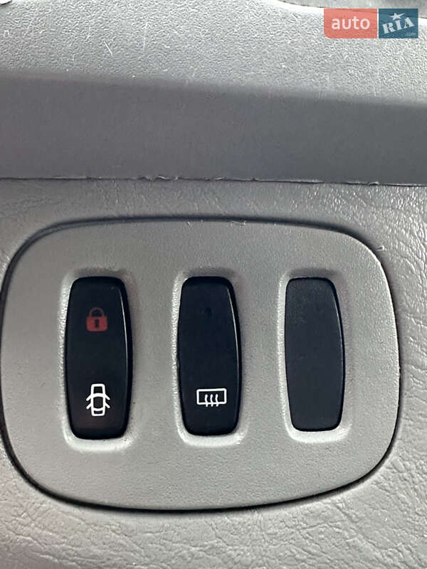 Мінівен Opel Vivaro 2008 в Самборі