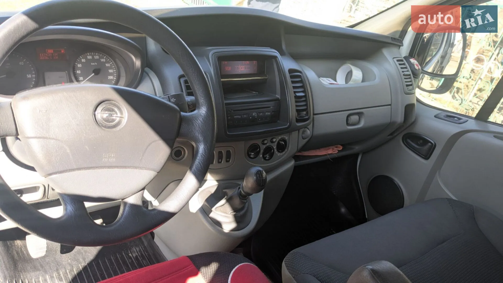 2011 Opel Vivaro - мініатюра 13