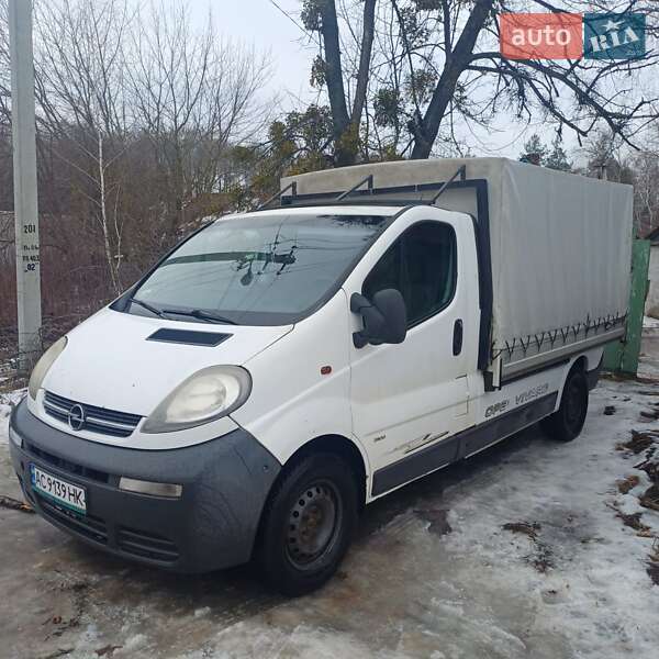 Opel Vivaro 2005