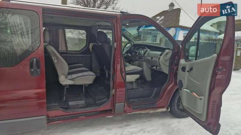 Минивэн Opel Vivaro 2003 в Варве