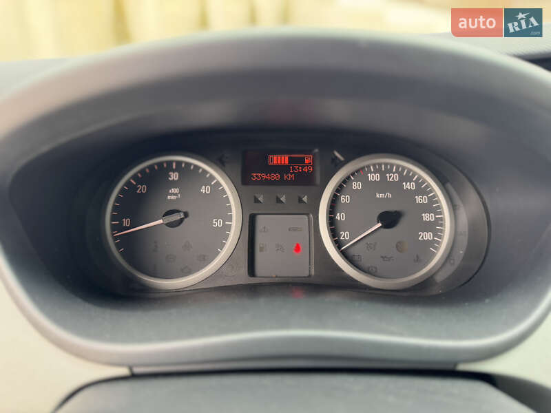 Минивэн Opel Vivaro 2014 в Черновцах