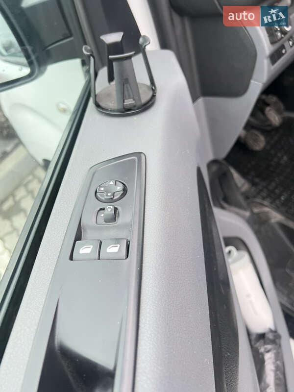 Минивэн Opel Vivaro 2020 в Черкассах