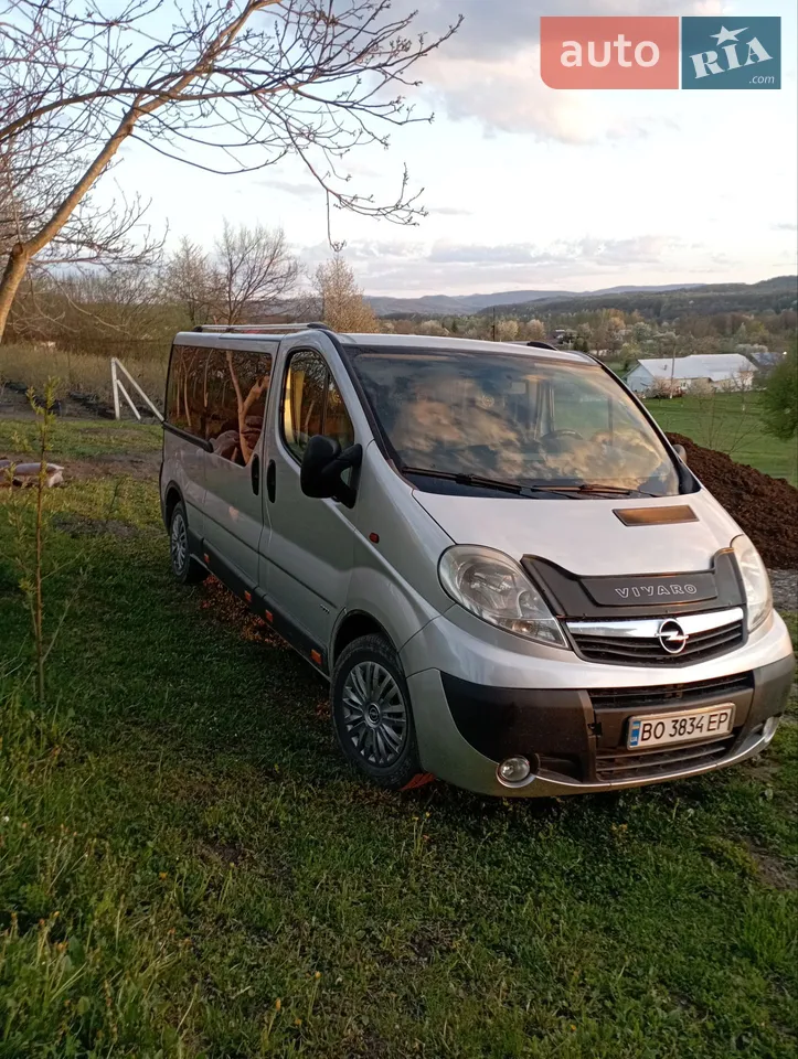 2010 Opel Vivaro - мініатюра 8
