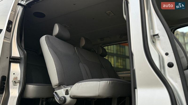 Минивэн Opel Vivaro 2012 в Ивано-Франковске
