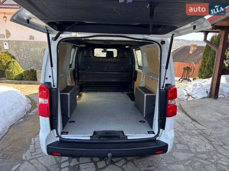 Грузовой фургон Opel Vivaro 2020 в Тернополе