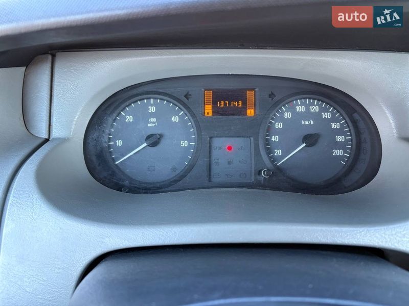 Мінівен Opel Vivaro 2009 в Тульчині