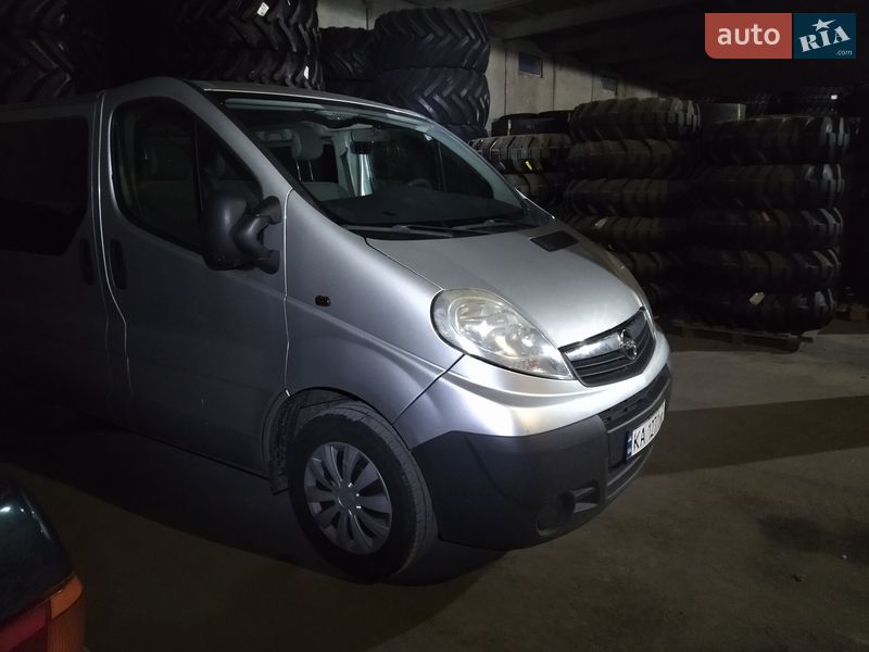 Opel Vivaro 2014
