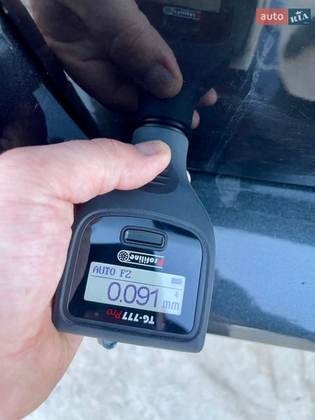 Грузопассажирский фургон Opel Vivaro 2015 в Млинове