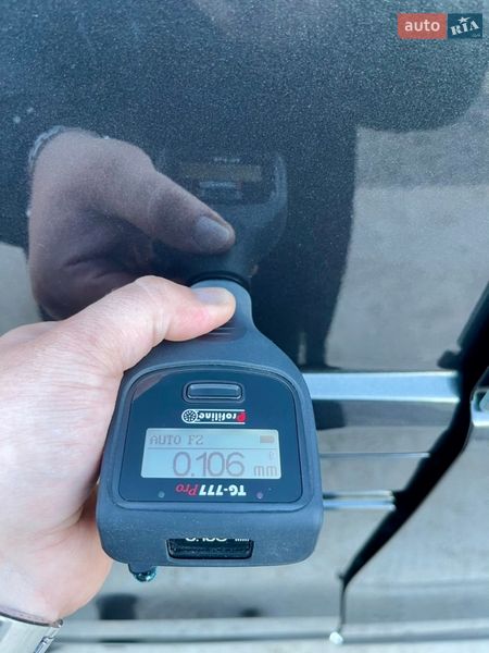 Грузопассажирский фургон Opel Vivaro 2015 в Млинове