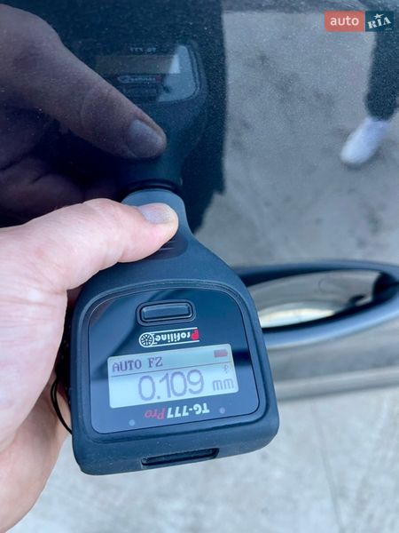 Грузопассажирский фургон Opel Vivaro 2015 в Млинове