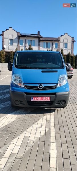 Грузовой фургон Opel Vivaro 2014 в Ровно