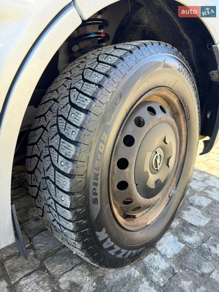 Минивэн Opel Vivaro 2014 в Коростышеве