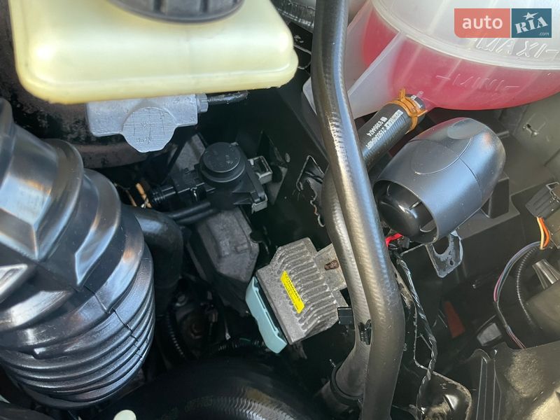 Минивэн Opel Vivaro 2010 в Хотине