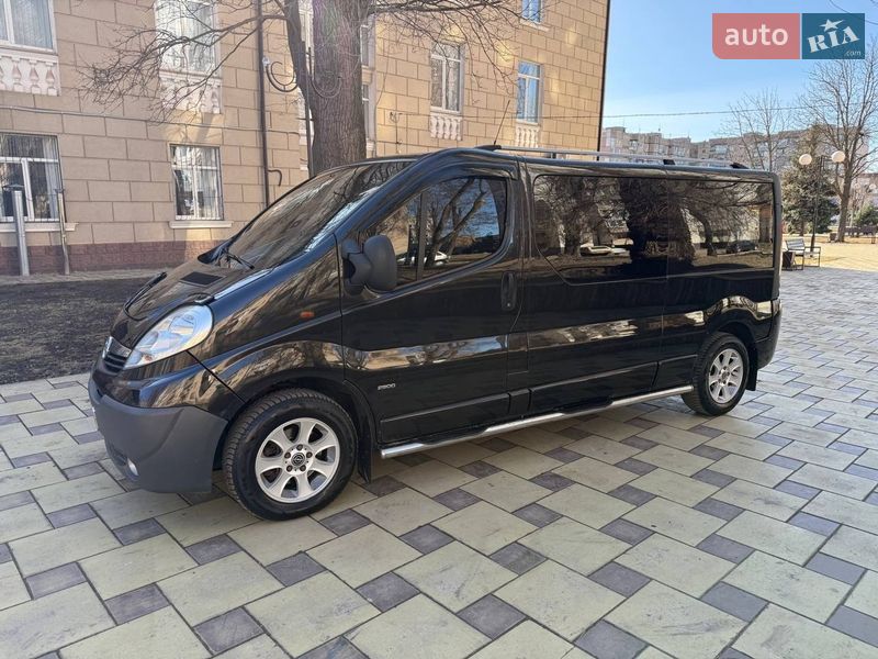 Минивэн Opel Vivaro 2008 в Кривом Роге
