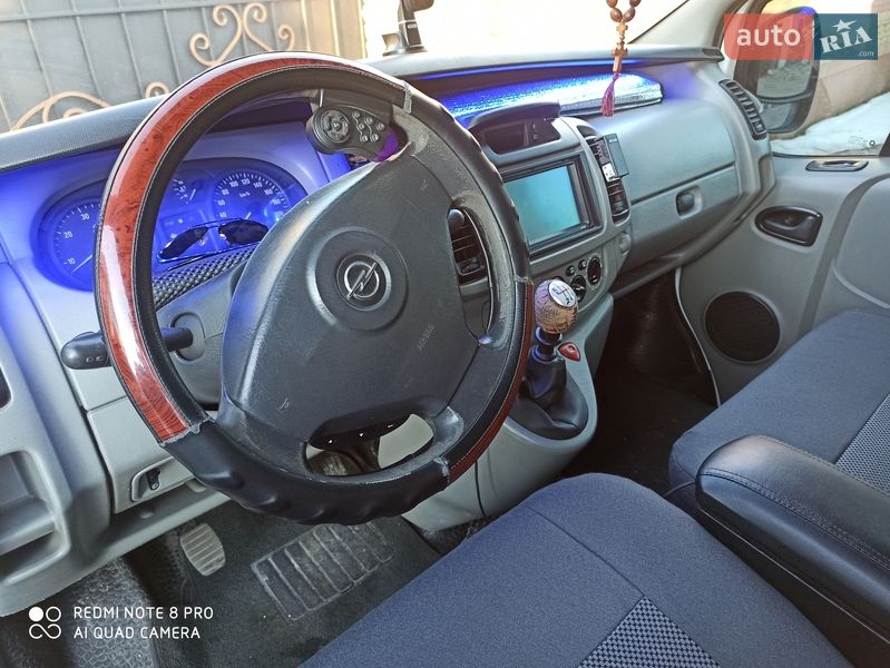 Минивэн Opel Vivaro 2001 в Киеве