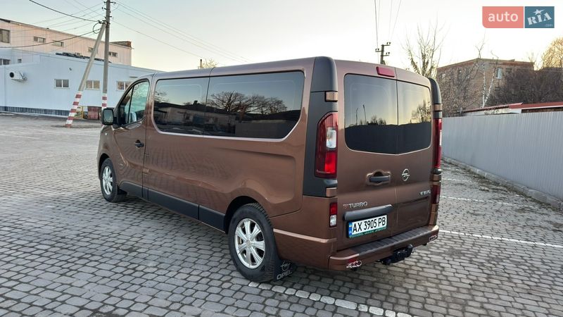 Минивэн Opel Vivaro 2015 в Кременчуге
