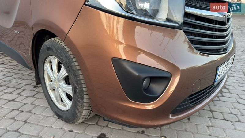 Минивэн Opel Vivaro 2015 в Кременчуге