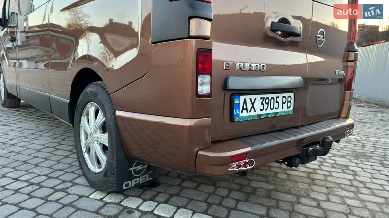 Минивэн Opel Vivaro 2015 в Кременчуге