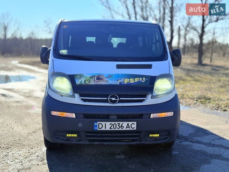 Мінівен Opel Vivaro 2005 в Павлограді