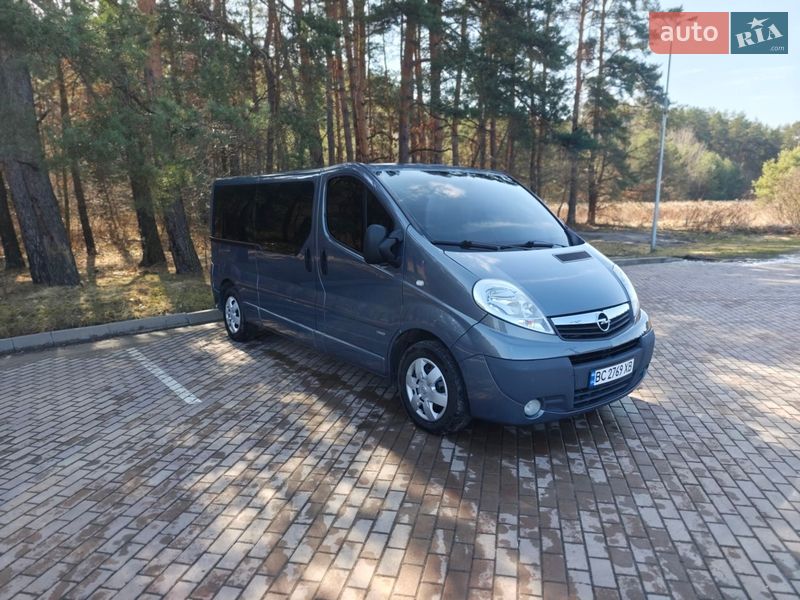 Opel Vivaro 2014
