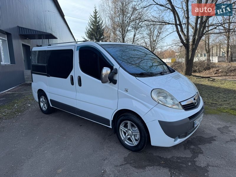 Мінівен Opel Vivaro 2008 в Чернігові