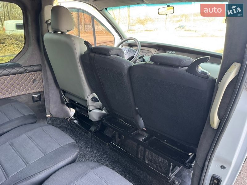 Мінівен Opel Vivaro 2008 в Чернігові