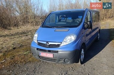 Мінівен Opel Vivaro 2013 в Радивиліві