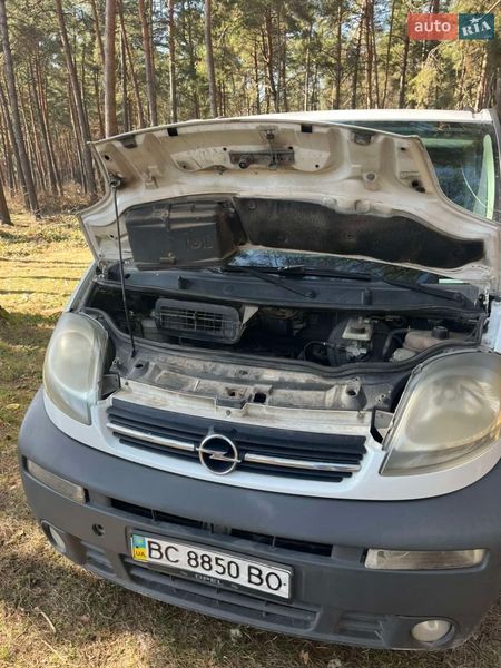 Минивэн Opel Vivaro 2004 в Львове