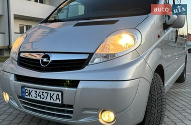 Мінівен Opel Vivaro 2011 в Львові