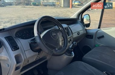 Вантажний фургон Opel Vivaro 2001 в Одесі