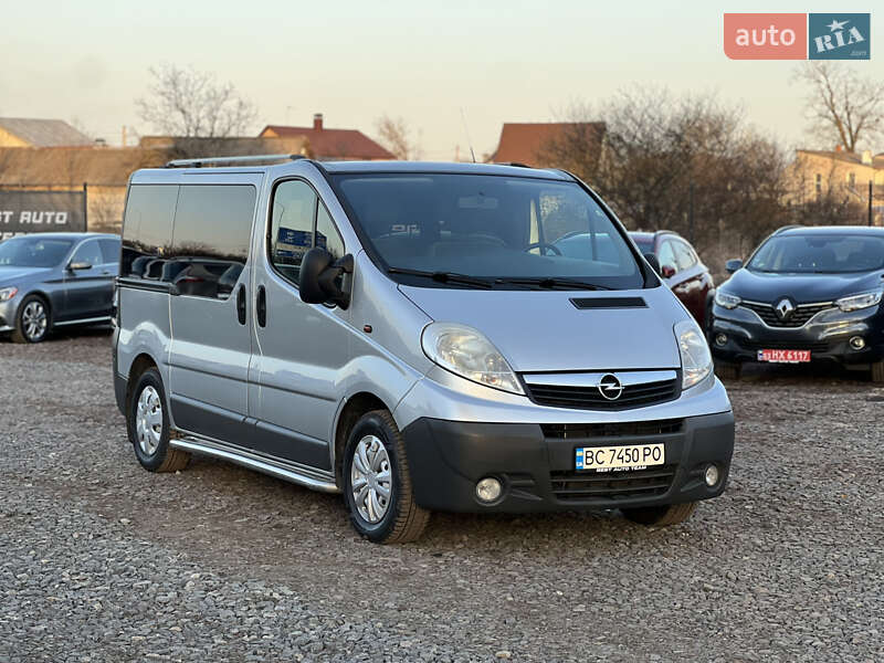 Opel Vivaro 2010 Opel Vivaro 2010