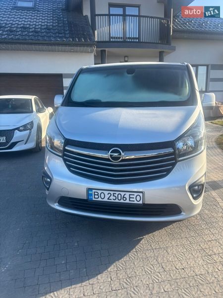Минивэн Opel Vivaro 2018 в Тернополе