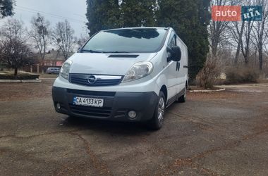 Грузовой фургон Opel Vivaro 2014 в Смеле