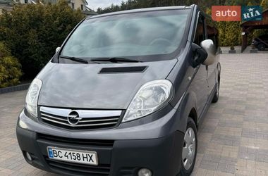 Мінівен Opel Vivaro 2014 в Львові