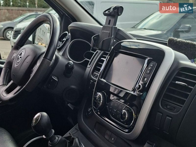 Мінівен Opel Vivaro 2018 в Львові