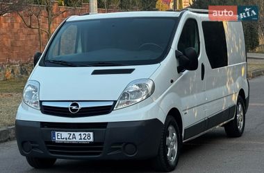Минивэн Opel Vivaro 2014 в Ровно