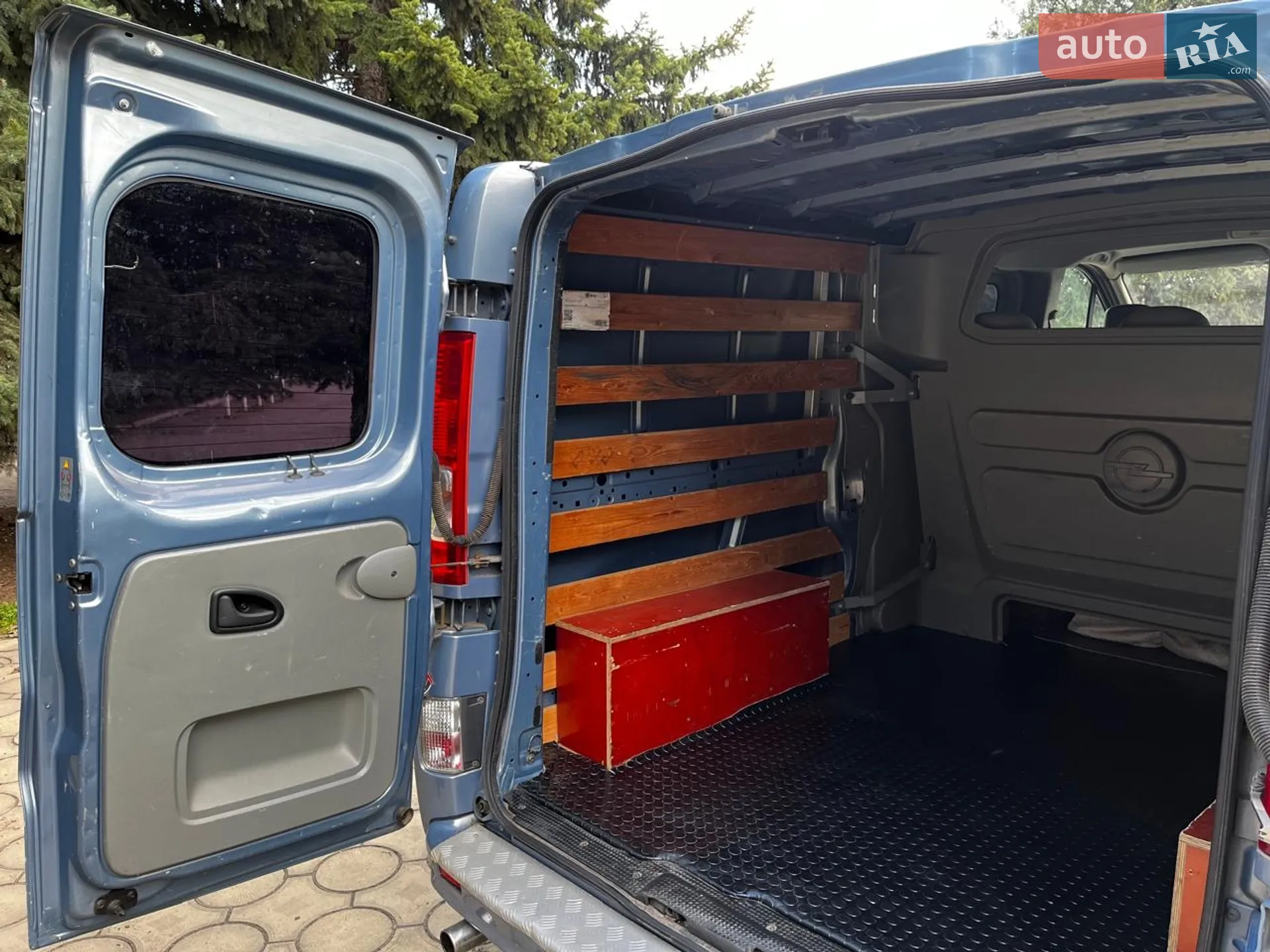 2010 Opel Vivaro - мініатюра 8