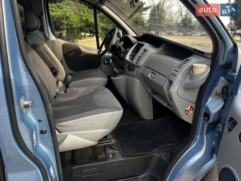 Минивэн Opel Vivaro 2010 в Вознесенске фото 11 Минивэн Opel Vivaro 2010 в Вознесенске