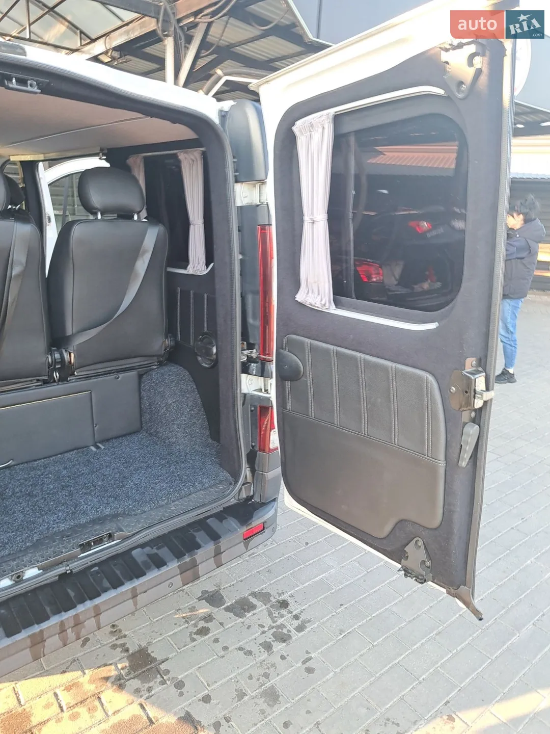 2015 Opel Vivaro - мініатюра 11