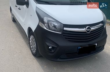 Вантажний фургон Opel Vivaro 2018 в Бучі