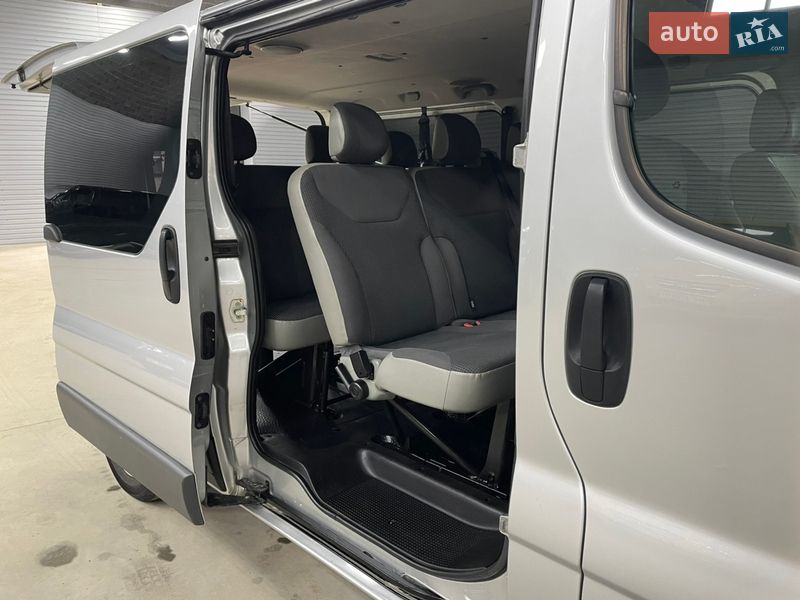 Мінівен Opel Vivaro 2012 в Стрию