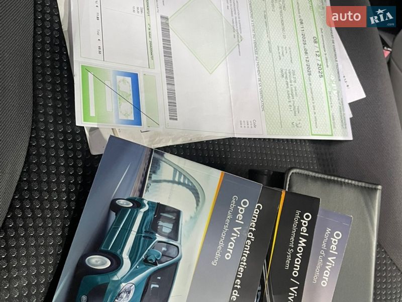 Мінівен Opel Vivaro 2012 в Стрию