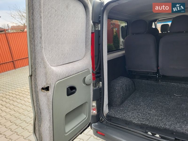 Минивэн Opel Vivaro 2009 в Хмельницком фото 74 Минивэн Opel Vivaro 2009 в Хмельницком