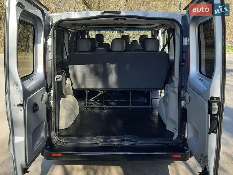 Мінівен Opel Vivaro 2011 в Полтаві