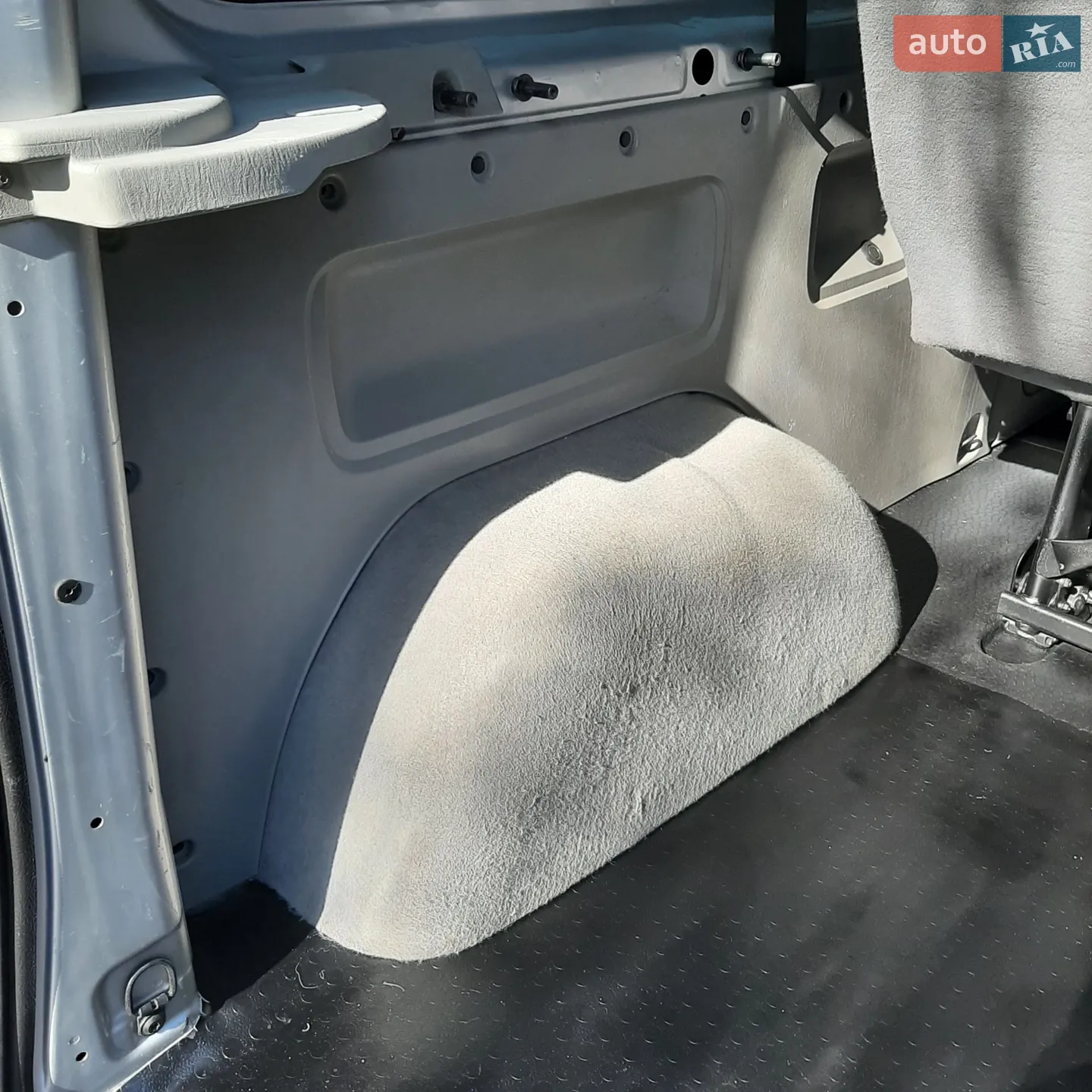 2011 Opel Vivaro - мініатюра 27