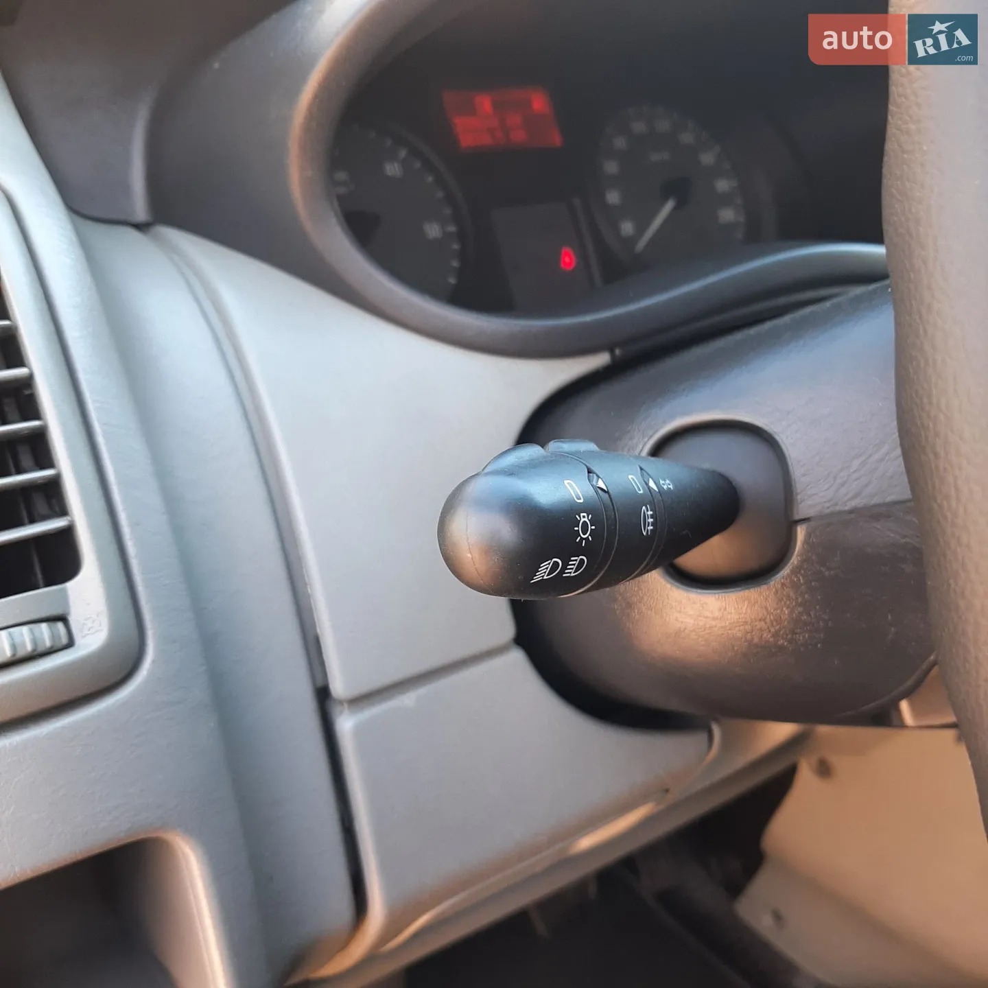 2011 Opel Vivaro - мініатюра 64