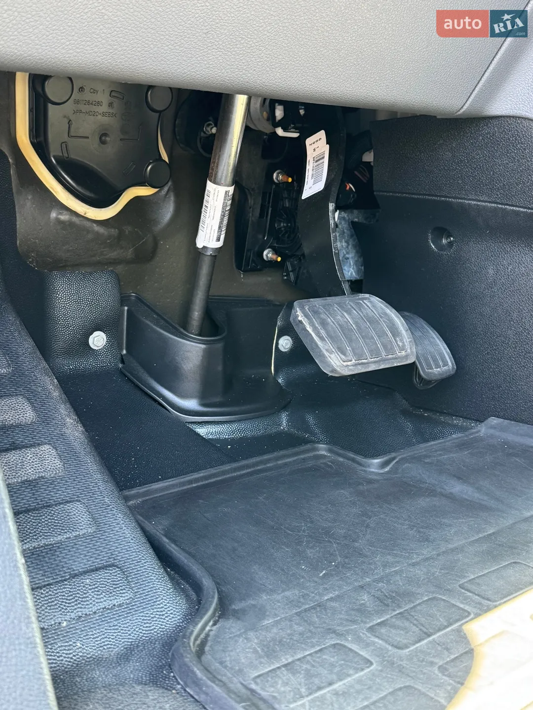 2021 Opel Vivaro - мініатюра 10