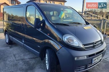 Грузовой фургон Opel Vivaro 2006 в Житомире